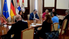 VUČIĆ SE SASTAO SA PATRICIJOM LIPS Otvoreno o svim pitanjima koja trenutno opterećuju inače odlične odnose Srbije i Nemačke!