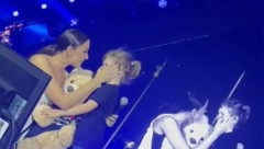 EMOTIVNA SCENA NA PRIJOVIĆKINOM KONCERTU! Aleksandra zahtevala da ona izađe na binu, u publici nastao haos!