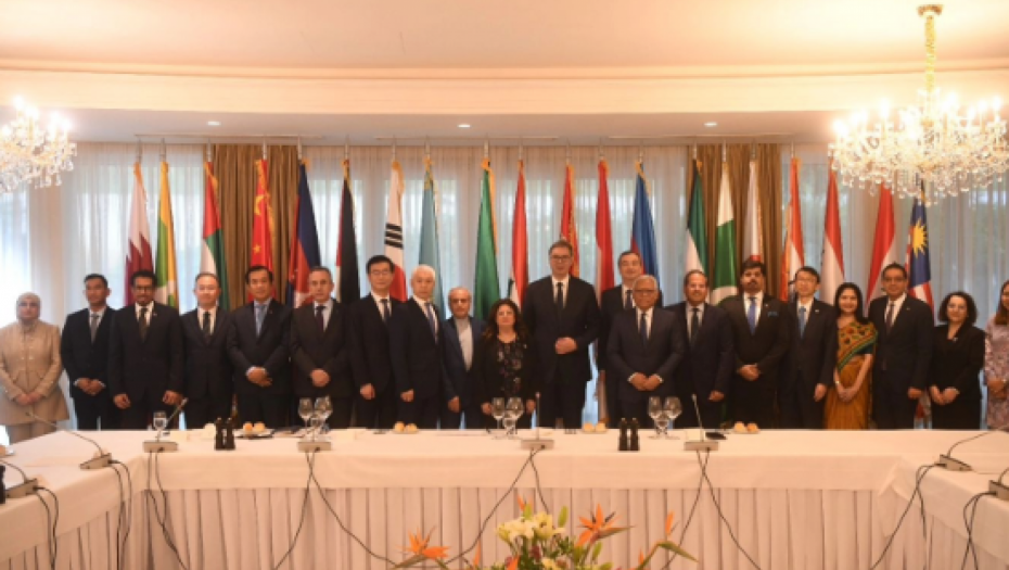 SA NAŠIM PRIJATELJIMA Vučić nastavlja diplomatsku borbu, sastao se sa ambasadorima azijskih zemalja (FOTO)