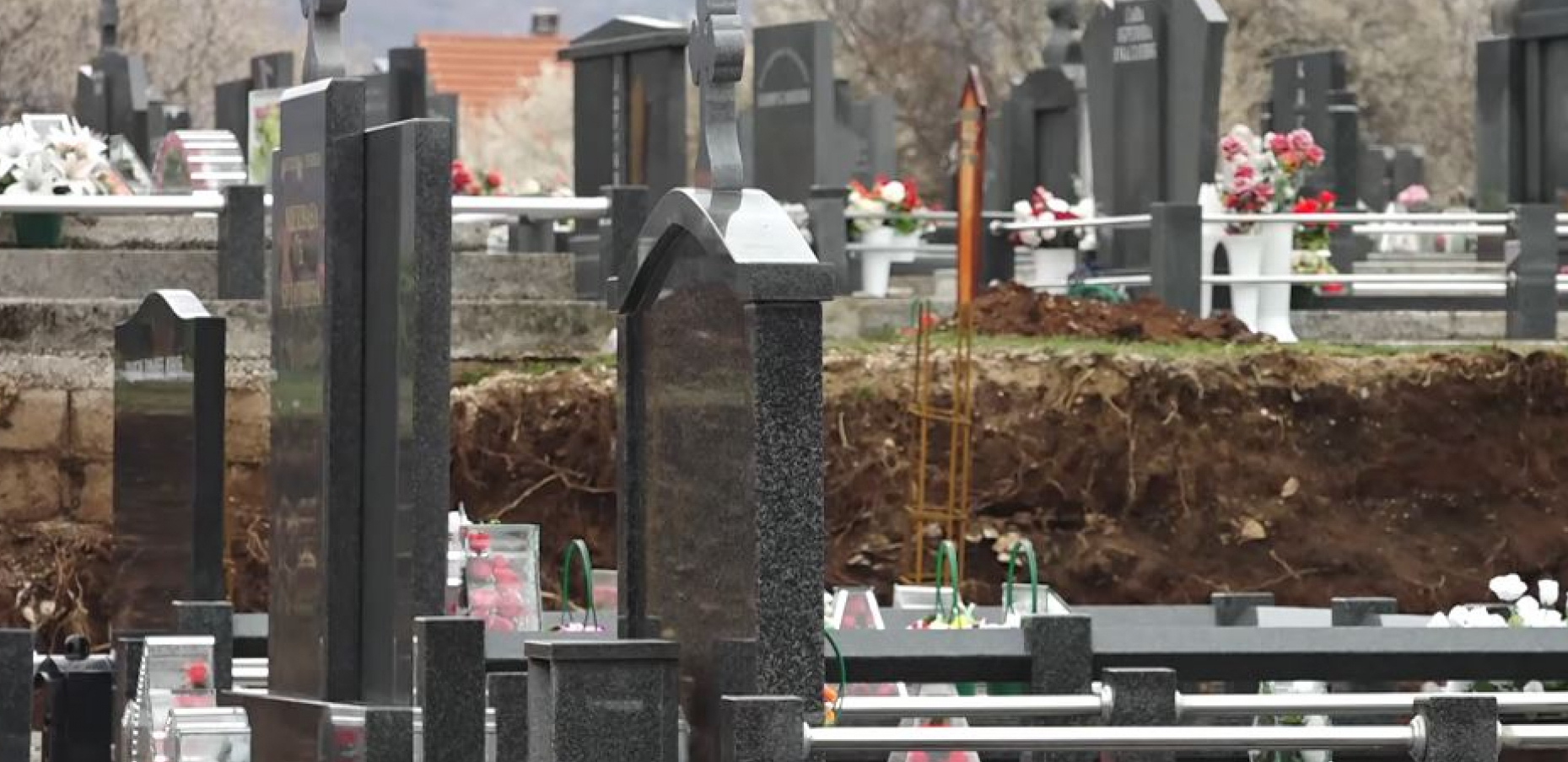 BABIN LEŠ PRIPREMILI ZA SAHRANU, A ONDA ČULI JAUK! Pokušali da je reanimiraju ali ŽENA tragično skončala!