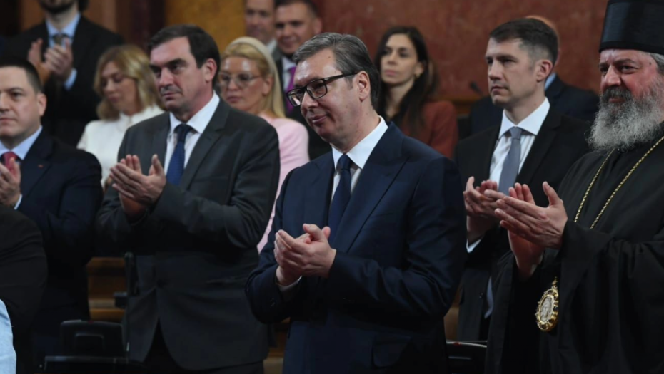"VAŽNO JE DA IMAMO VLADU KOJA ZASTUPA SRPSKE INTERESE" Vučić prisustvovao polaganju zakletve nove Vlade Republike Srbije