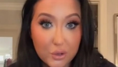 TREBA VAM SAMO JEDAN PROIZVOD Uklonite lako bele tragove sa kose od suvog šampona