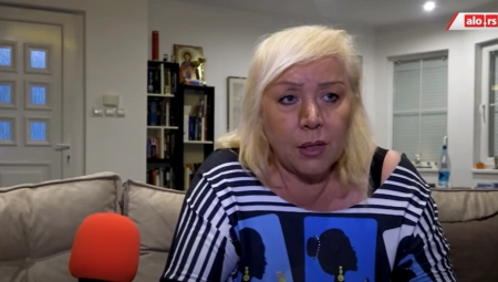 ZORICA MARKOVIĆ ZAVRŠILA ISPOD STOLA Pevačica napravila haos na venčanju sina Bube Miranović, svi u šoku