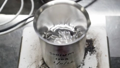 SINA (2) HTEO DA OTRUJE KISELINOM, PA JE SAM POPIO Nastavljeno suđenje ocu iz Pirota, saslušan veštak