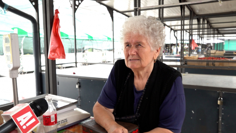 KAJSIJA I ŠLJIVA NI ZA RAKIJU NI ZA DŽEM! Temperaturne klackalice, suša, mraz, pa kiša uništili oko 30 odsto voća u Srbiji!