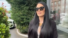 OVA POZNATA PEVAČICA JE DEVOJKA MC STOJANA! Pojavila se na svadbi rijaliti učesnika, sve priznala javno, ne želi više da ćuti