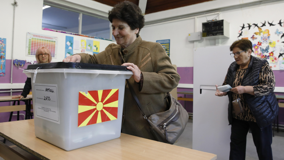 SEVERNA MAKEDONIJA DANAS BIRA Počeo drugi krug predsedničkih izbora, građani glasaju i za poslanike