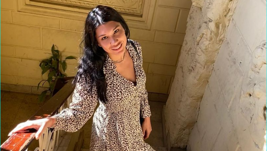 UNUKA BATE ŽIVOJINOVIĆA ZAVRŠILA JE NAJPRESTIŽNIJE SVETSKE FAKULTETE Danas je rodila blizance, a malo ko zna ove detalje o njoj