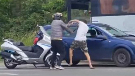 UTVRĐENO KO JE NASILNIK UMEŠAN U NAPAD ZBOG PARKING MESTA Priveden u stanicu policije Zvezdara