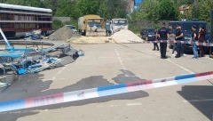 POGLEDAJTE STRAVIČAN SNIMAK Dvanaestoro dece završilo u bolnici nakon rušenja ringišpila (VIDEO)