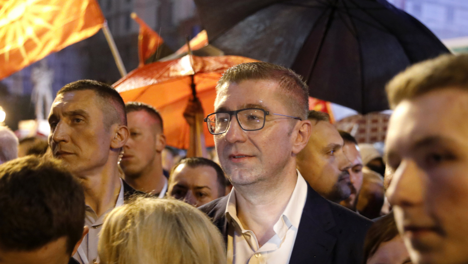 DA LI ĆE SKOPLJE POVUĆI PRIZNANJE KOSOVA? Šta Srbiji donosi promena vlasti u Severnoj Makedoniji?
