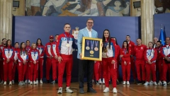 PREDSEDNIČE VUČIĆU, HVALA TI! Vlada Republike Srbije nagradila bokserske šampione i njihove trenere za Evropsko prvenstvo