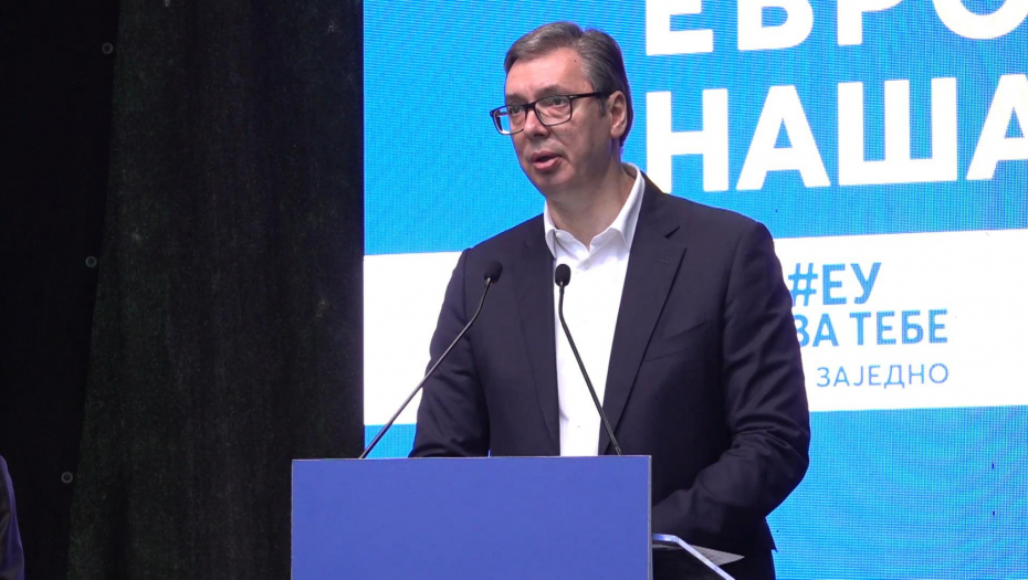 VUČIĆEVE REČI DOČEKANE GROMOGLASNIM APLAUZOM Srbija će biti na evropskom putu bilo to popularno ili ne, to je naša pozicija koja se neće menjati (FOTO/VIDEO)
