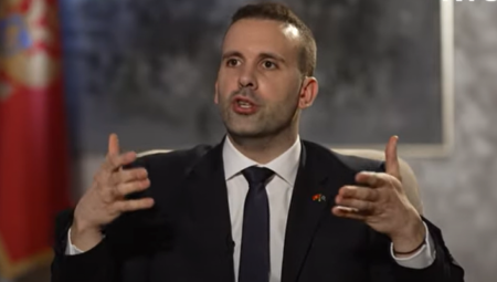 VRATIO MU SE NOŽ KOJI JE ZABIO U LEĐA SRBIJE Podrška rezoluciji o Srebrenici Spajića je koštala lošeg izbornog rezultata u Budvi