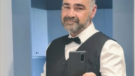 ISPOVEST MUŠKARCA KOJI NAPLAĆUJE INTIMNA DRUŽENJA Unajmljuju me žene koje 20 godina nisu vodile ljubav, a sve one traže ovo od mene!