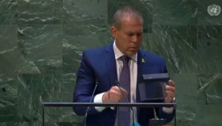 O NJEGOVOM POTEZU BRUJI CEO SVET Ko je čovek koji je napravio skandal u UN? (VIDEO)