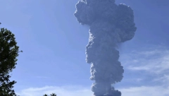 ERUPTIRAO VULKAN  Izbacio pepeo 5 kilometara visoko u vazduh