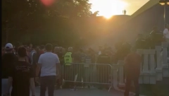 LUDILO ISPRED "PIONIRA" Zvezda spremila sve da primi ogroman broj ljudi, pogledajte kako izgleda atmosfera pred večiti derbi (VIDEO)