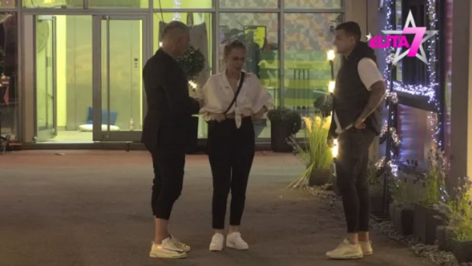 U ELITI 8 POROĐAJ PRED KAMERAMA? Učesnici dobili ponudu koja se ne odbija, cifra je neverovatna, a ovakve uslove još niko nije imao u rijalitiju