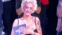 DUŠICA JAKOVLJEVIĆ NA IVICI SUZA U UŽIVO PROGRAMU! Ona je nazvala "pobeguljom", voditeljka izustila samo jedno!