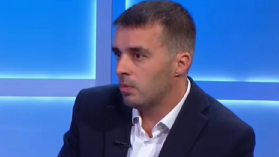 ZAŠTO ROKFELEROVI FINANSIRAJU SAVU MANOJLOVIĆA Ovo pitanje je JEDINO LOGIČNO, vidi se da mu "šuške" samo ležu (VIDEO)