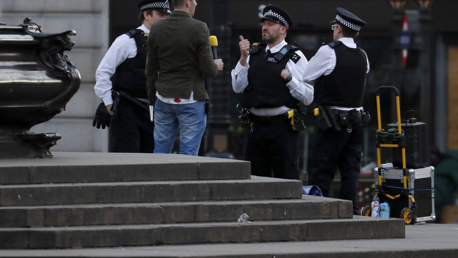 OTAC UZEO DECU KAO TAOCE PA PUCAO IZ KALAŠNJIKOVA Strašna drama u Draču