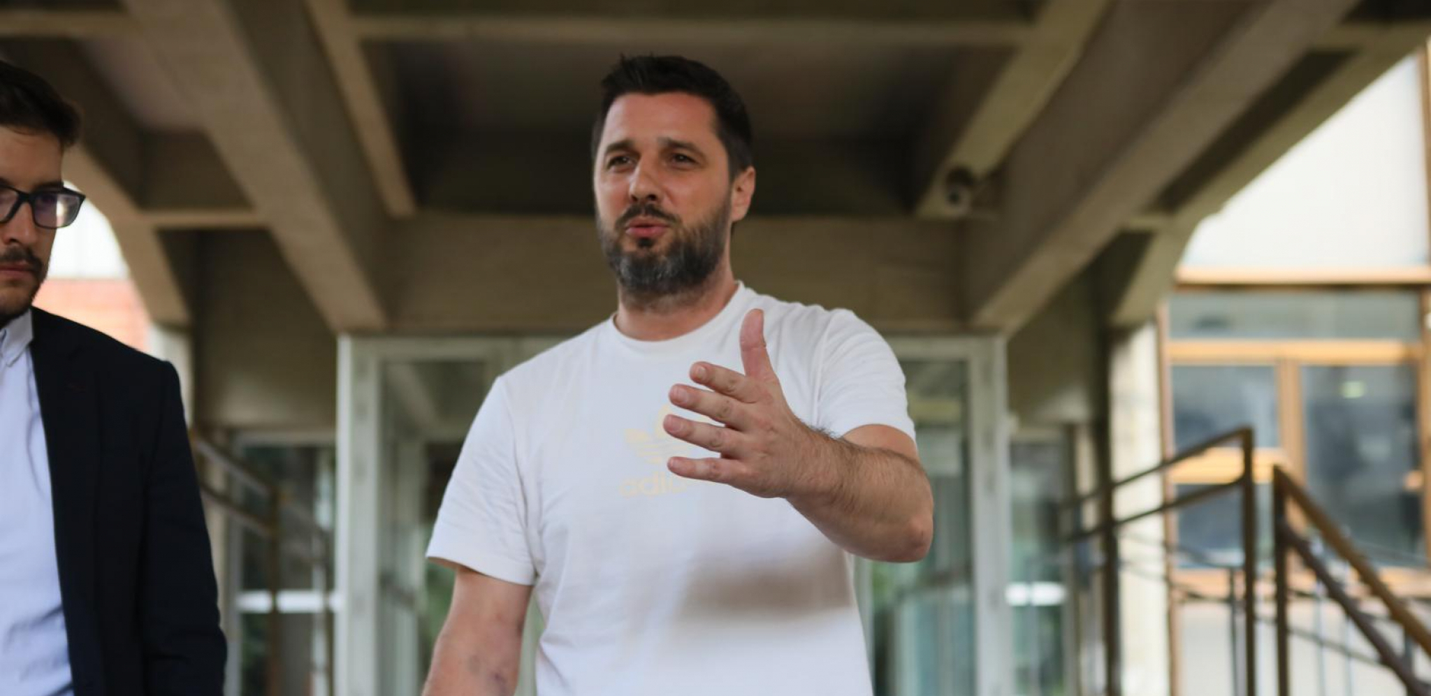 PRVO OGLAŠAVANJE MARKA MILJKOVIĆA! Nakon što je pušten iz pritvora, javno se obratio Luni: Šta smo sve prošli...