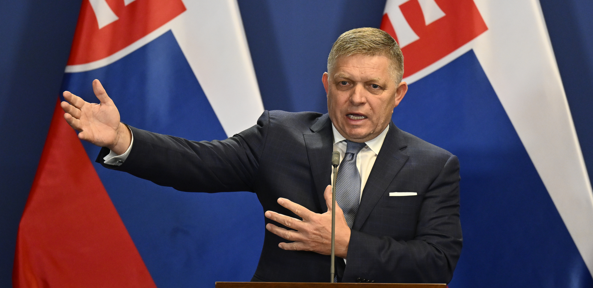 SLOVAČKA TA3 Fico uspešno operisan
