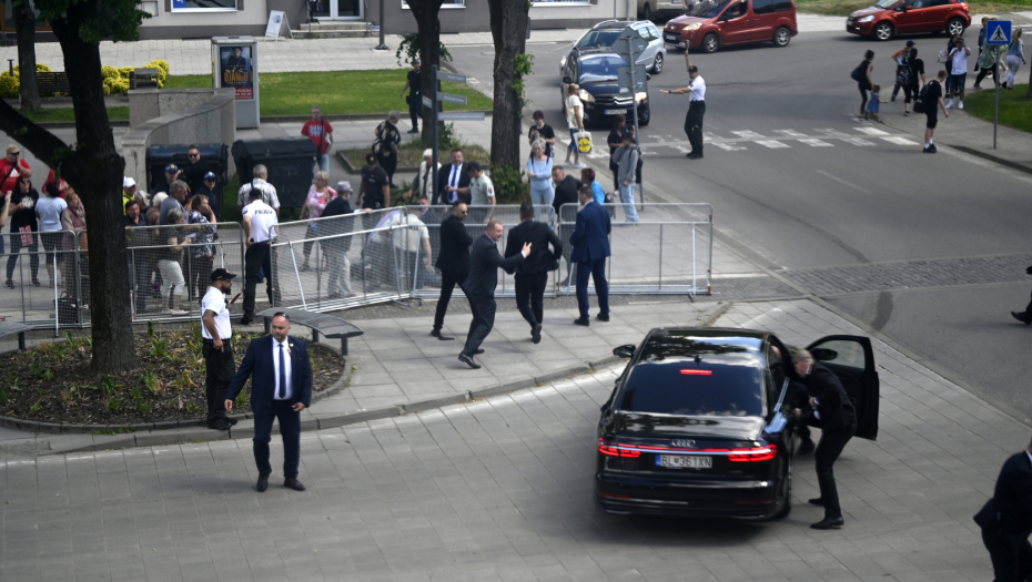 "NOĆNA MORA, POLICIJA JE ODMAH SKOČILA, SAMO JE PAO" Svedoci Dušan i Ljubica opisali trenutak napada na premijera Slovačke