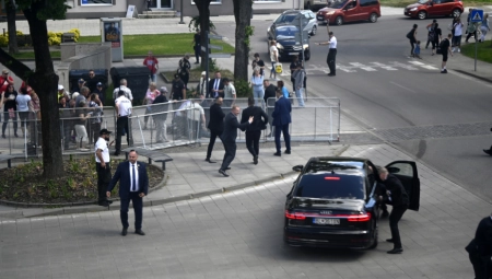 "NOĆNA MORA, POLICIJA JE ODMAH SKOČILA, SAMO JE PAO" Svedoci Dušan i Ljubica opisali trenutak napada na premijera Slovačke