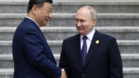 POTPISALI SMO Oglasili se Putin i Si