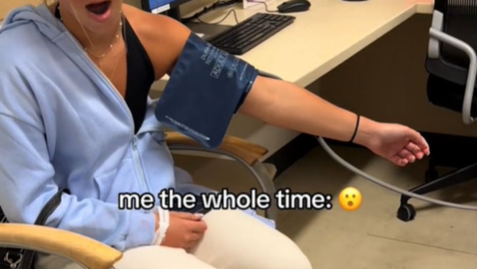 ONA JE FENOMEN MEDICINE, DOKTORI U ČUDU Devojka toliko jako ZEVNULA da joj je VILICA ostala u tom položaju (VIDEO)