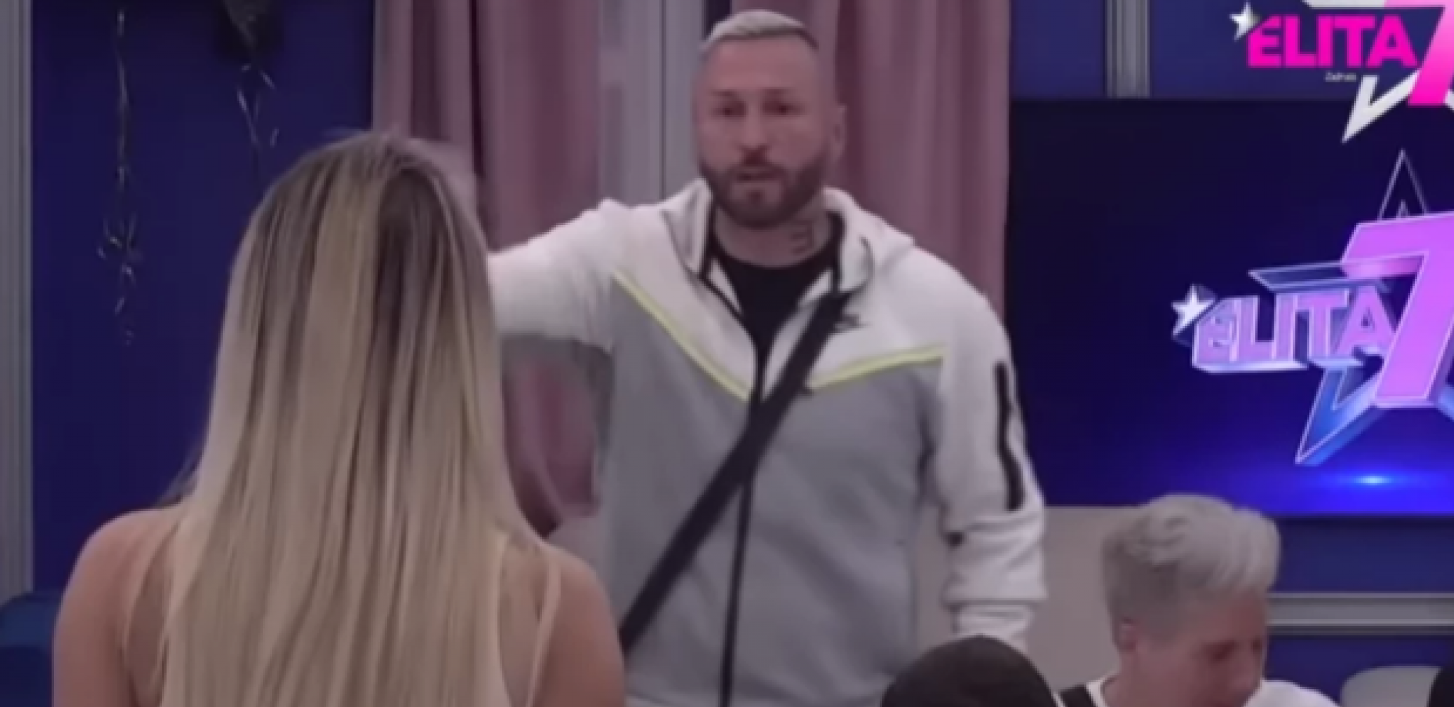 ŠA NAPAO VODITELJKU U UŽIVO PROGRAMU! Ona mu žestoko odbrusila, on doživeo pomračenje!