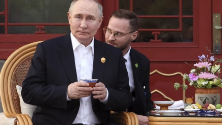 ŠTA TO RADI PUTIN? Fotografija iz Kine zapalila svet, prekršio je stroga pravila