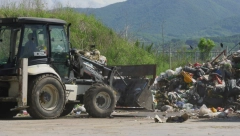 SMEĆE SE OVDE GOMILATI NEĆE! Čačani preuzeli stvar u svoje ruke, rešavaju problem koji im zadaje glavobolju! (FOTO)