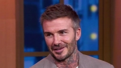 BEKAM OBOŽAVA PILETINU Trčkaraju po dvorištu, prate ga u stopu, a poznati fudbaler nikad ponosniji na svoje lepotice