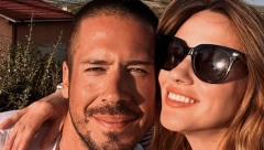 NIKOLA ROKVIĆ SE VRAĆA KUĆI NAKON MESEC DANA! Pevač ne može da se odvoji od dece, emotivna fotografija sve raznežila