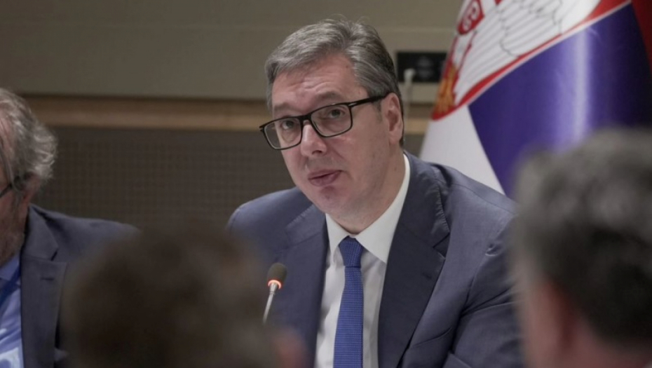 PREDSEDNIK SRBIJE SUTRA U ČAČKU Vučić na polaganju kamena temeljca za novu fabriku