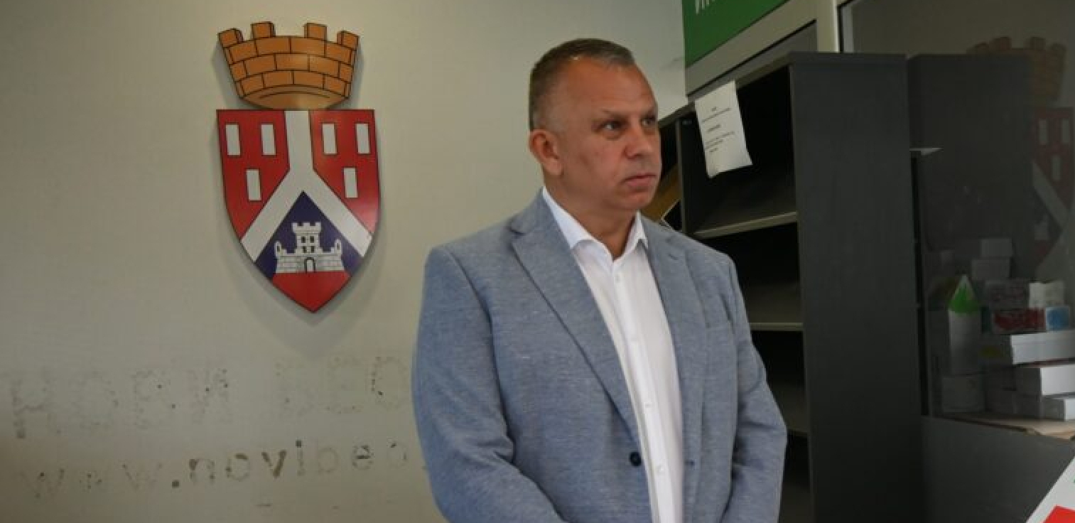 Opština Novi Beograd postavila taktilnu tablu i indukcionu petlju za osobe sa oštećenim vidom i sluhom (FOTO)