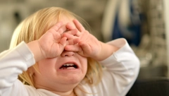 ,,ZAR NISI I TI PLAKALA KADA SI BILA MALA?" Žena dobila najgore uvrede zbog onoga što je uradila ćerki, nikada joj ovo neće oprostiti