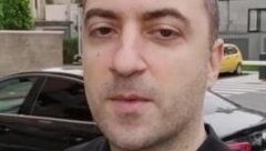 ''AKO DEVOJKA POGLEDAVA U TEBE, ONA ŽELI DA JOJ...'': Momak iz Srbije davao savet kako se muvaju devojke, zbog JEDNE reči zapalio mreže! (VIDEO)