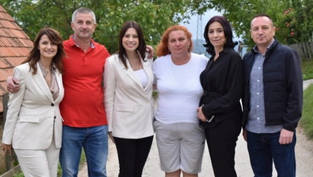 VUJOVIĆ POSETILA PORODICE U UŽICU Hvala na strpljenju, „Duboko“ će biti najmoderniji centar za upravljanje otpadom