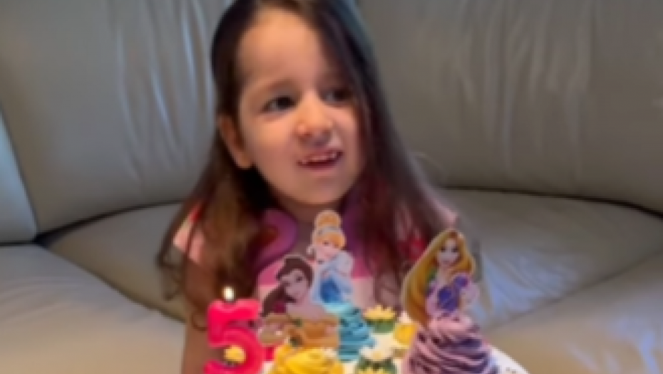 ČUDA SU MOGUĆA! Mala heroina demantovala prognoze lekara i oduvala velikih 5 svećica