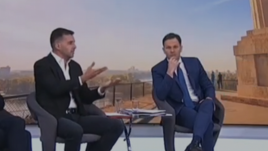 RESAVSKA ŠKOLA SAVE MANOJLOVIĆA Blamantno, ovako bi on rešio problem otpadnih voda! VALA BOLJE DA JE ĆUTAO