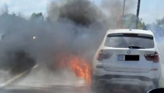 NOVA NESREĆA KOD MLADENOVCA Gori BMW nasred puta (FOTO)