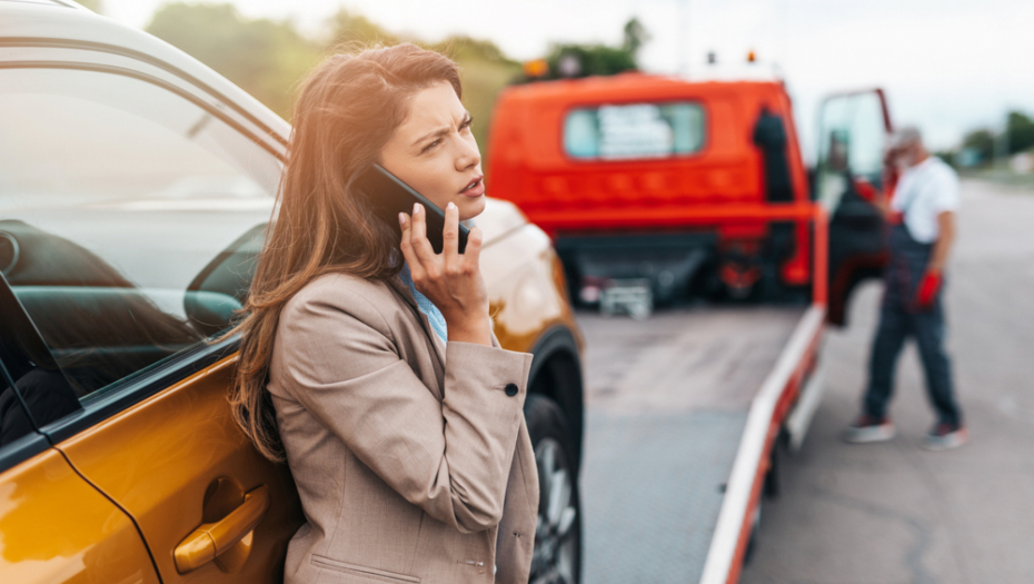 DEVOJKA NIJE STIGLA NI DA UPALI AUTO Nije položila vožnju iz totalno bizarnog razloga, Srbi - obratite pažnju!