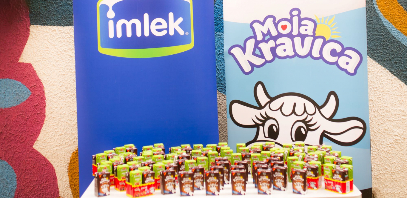 KOMPANIJA IMLEK TRADICIONALNOM DONACIJOM OBELEŽILA SVETSKI DAN MLEKA Moja kravica mlečni paketići za decu iz svratišta