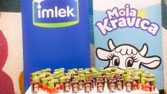 KOMPANIJA IMLEK TRADICIONALNOM DONACIJOM OBELEŽILA SVETSKI DAN MLEKA Moja kravica mlečni paketići za decu iz svratišta