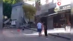 HOROR U TURSKOJ! Iz zgrade koja se srušila izvučeno sedam POVREĐENIH osoba, dvoje ljudi i dalje pod ruševinama! (VIDEO)