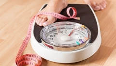 SALO NA STOMAKU OTIĆI ĆE KAO OD ŠALE Nutricionitskinja otkriva 7 načina pomoću kojih ćete se rešiti masnih naslaga bez puno odricanja